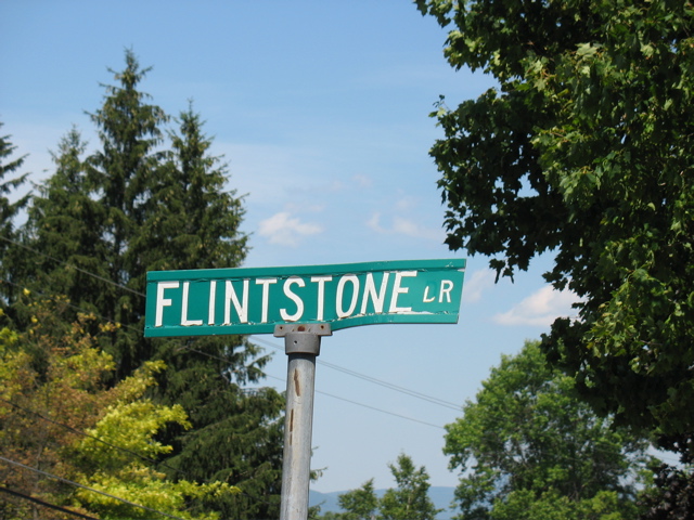 Flintstone Dr