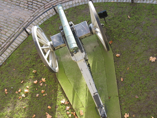Another cannon
